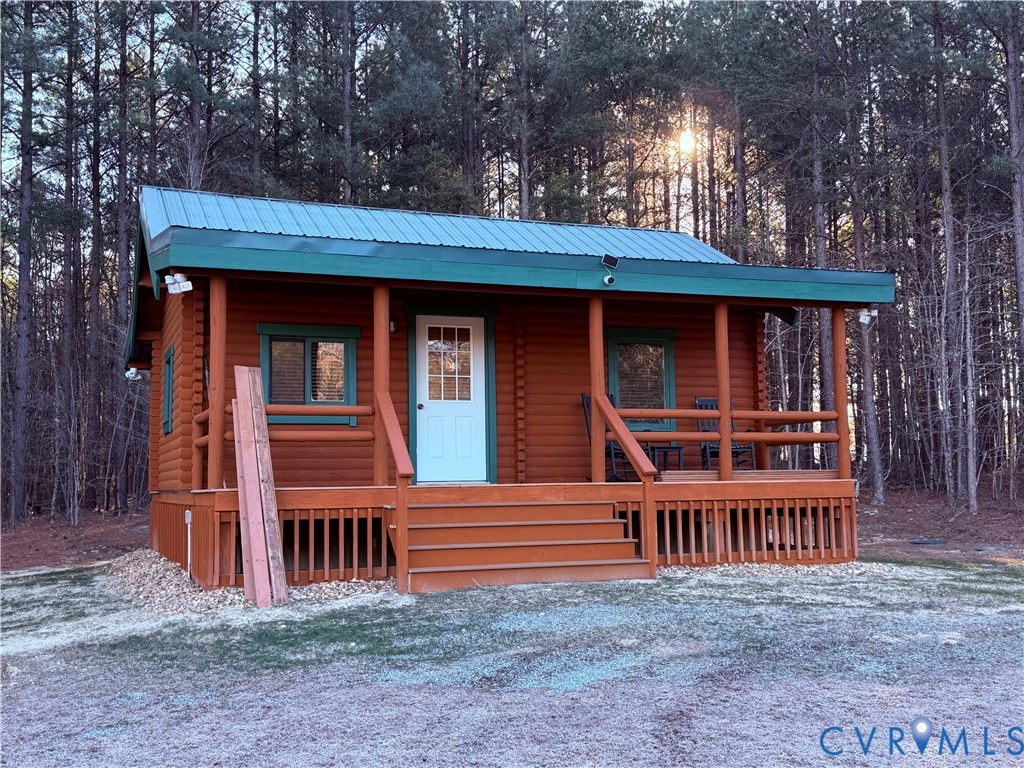 1692 Edmunds Rd Property Photo 1
