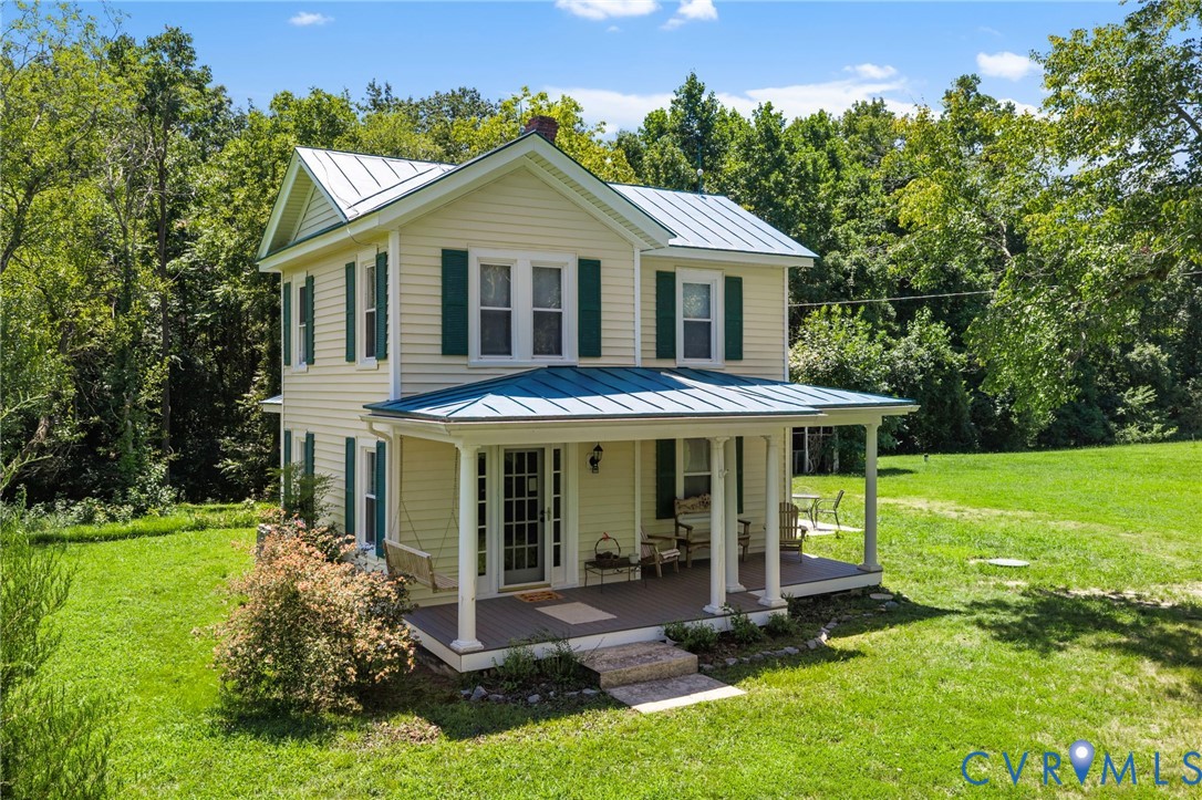 738 Bowlers Rd Property Photo 3