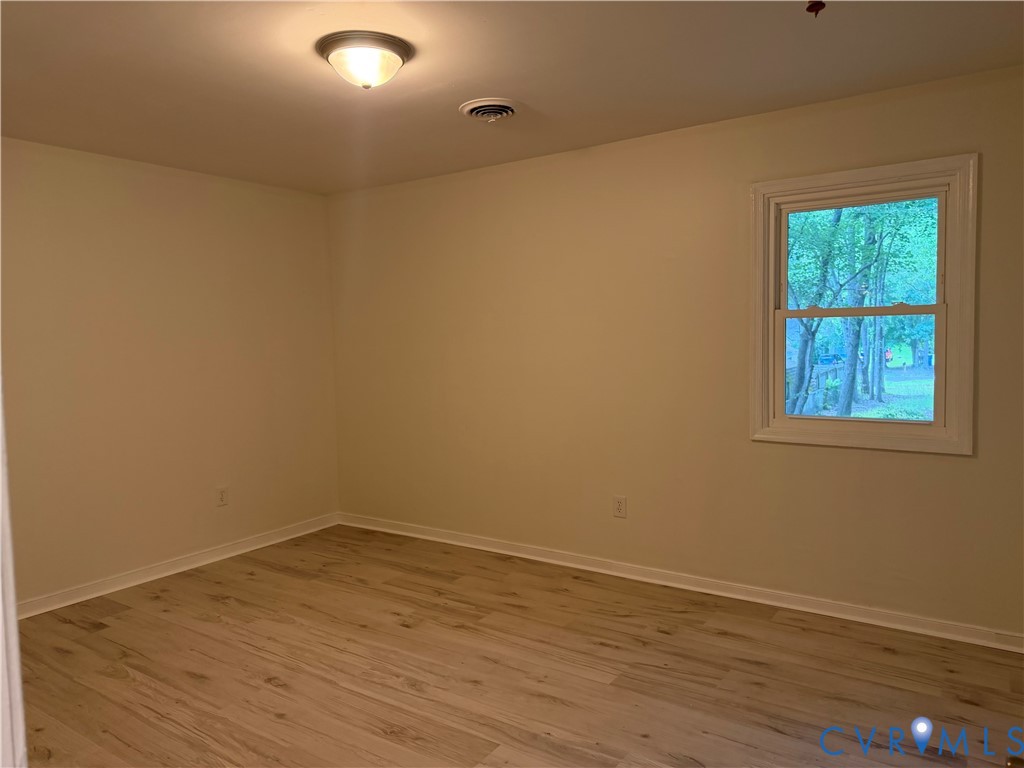 4706 Glen Tara Dr Property Photo 9