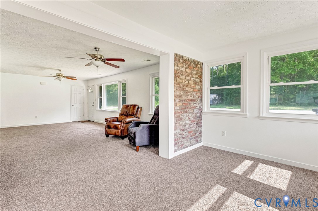 16246 W Patrick Henry Rd Property Photo 8