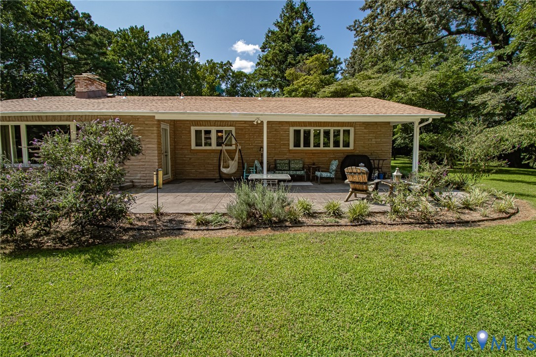 810 Mansion Dr Property Photo 45