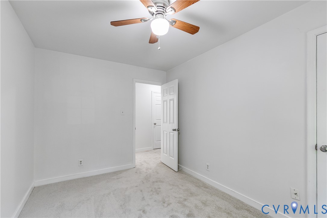 5808 Oak Knoll Rd Property Photo 15