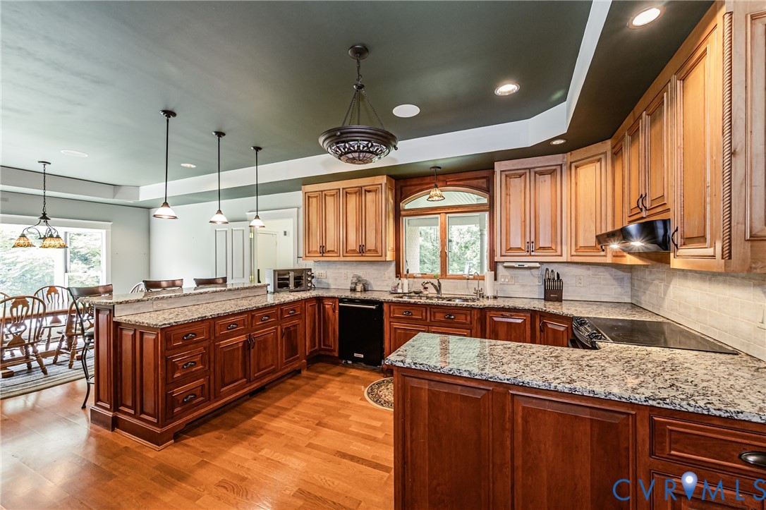 14454 King Rd Property Photo 15