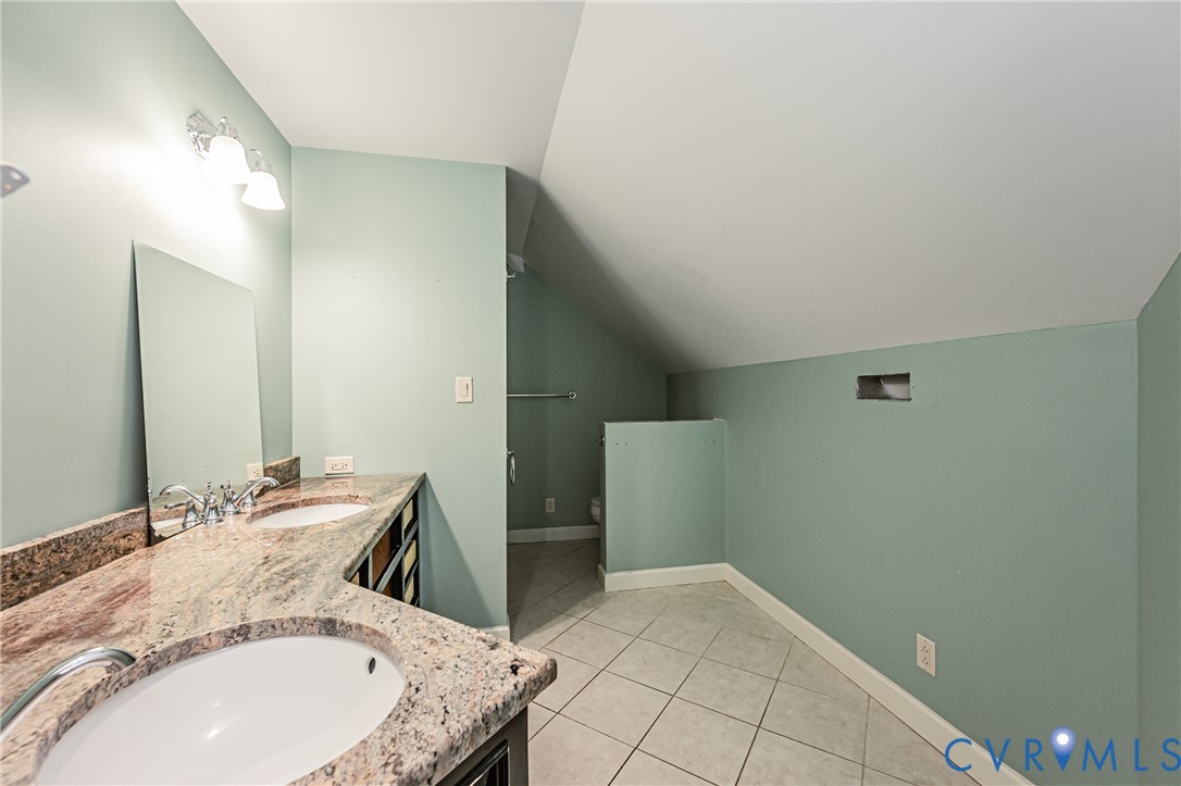 14454 King Rd Property Photo 33