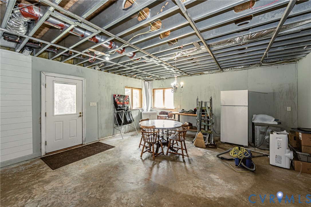 14454 King Rd Property Photo 41