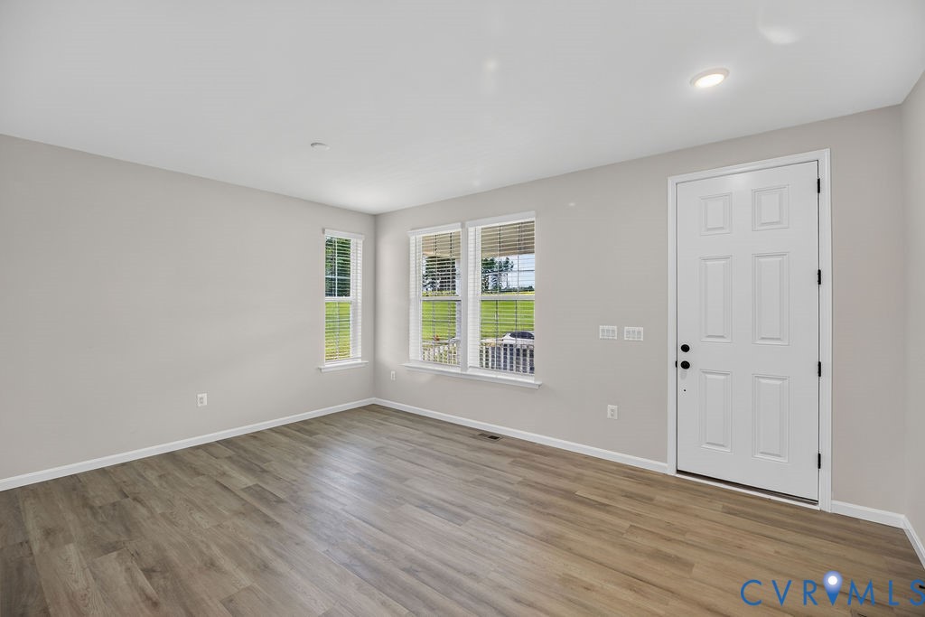 7040 Paine Pl Property Photo 4
