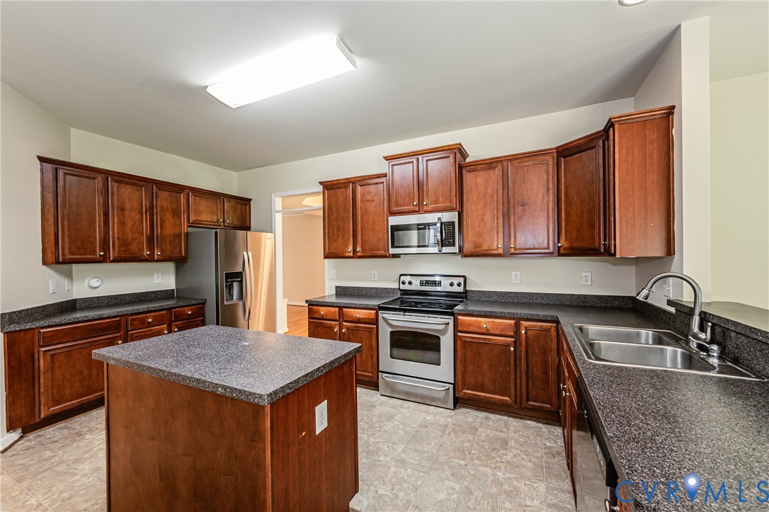 2938 Patriots Landing Dr Property Photo 17
