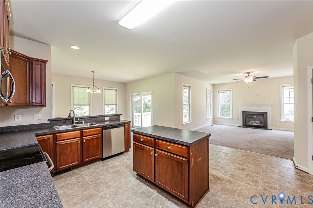 2938 Patriots Landing Dr Property Photo 21