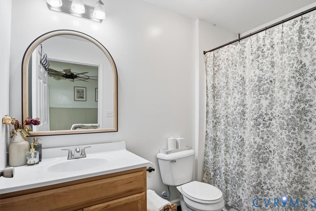 635 Spring Rd Property Photo 20