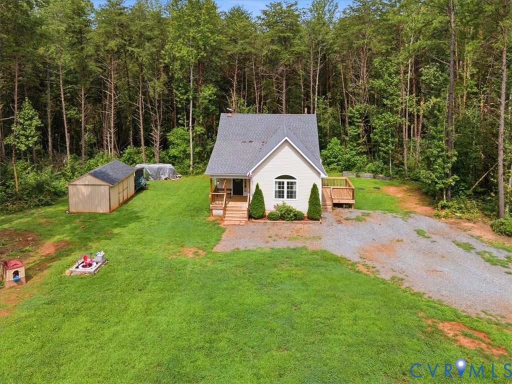 635 Spring Rd Property Photo 26