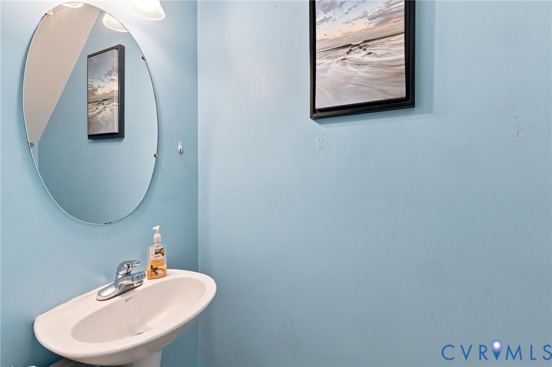 6733 Gills Gate Ct Property Photo 15