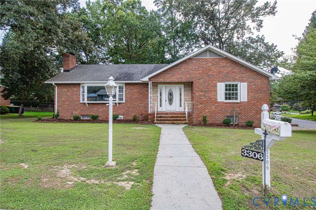 3306 Vinton St Property Photo 1