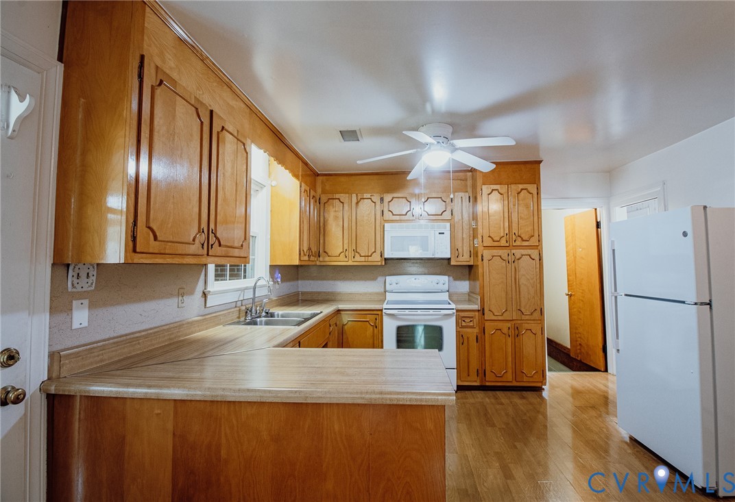 3306 Vinton St Property Photo 15