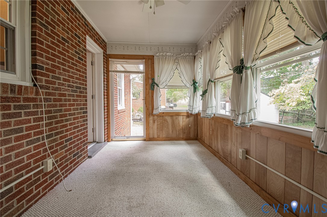 3306 Vinton St Property Photo 22