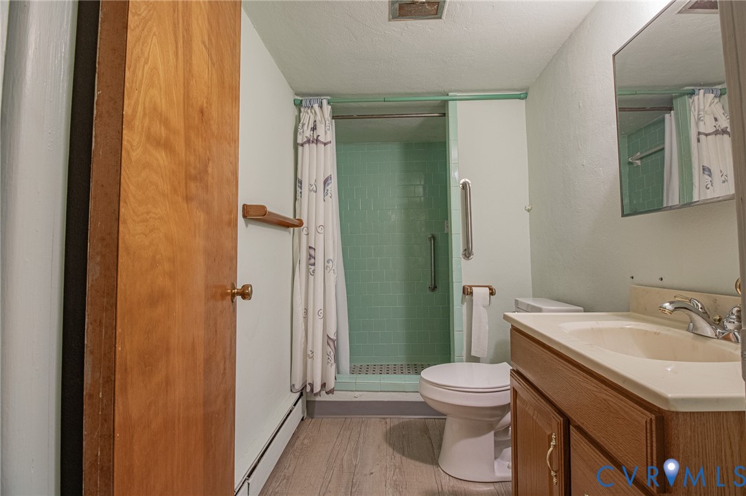 3306 Vinton St Property Photo 40