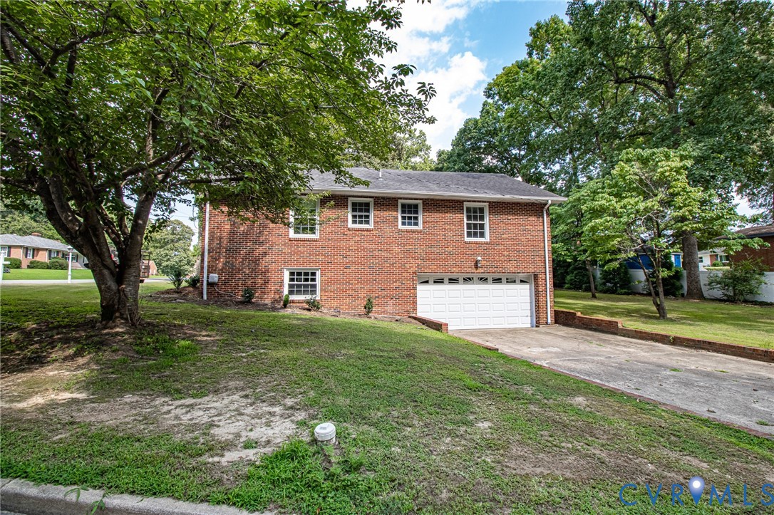3306 Vinton St Property Photo 49