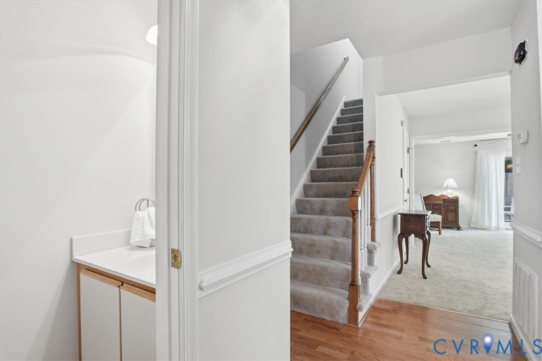 8709 Hermitage Trace Cir Property Photo 15