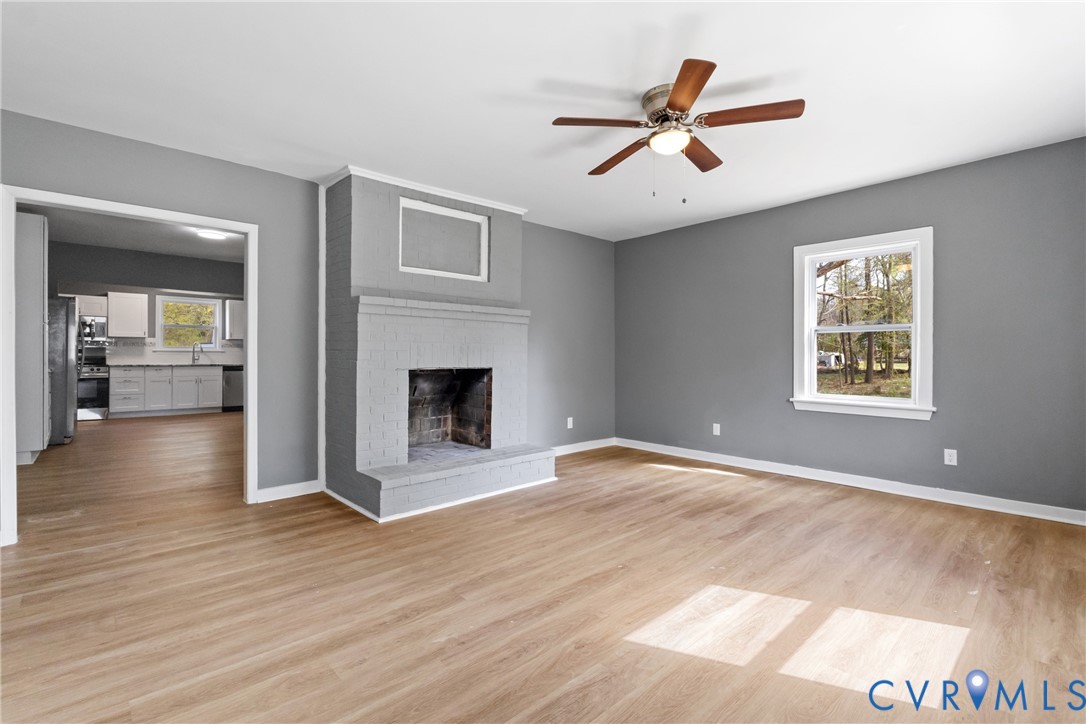 8464 Shady Grove Rd Property Photo 3