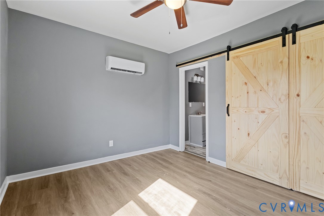 8464 Shady Grove Rd Property Photo 6