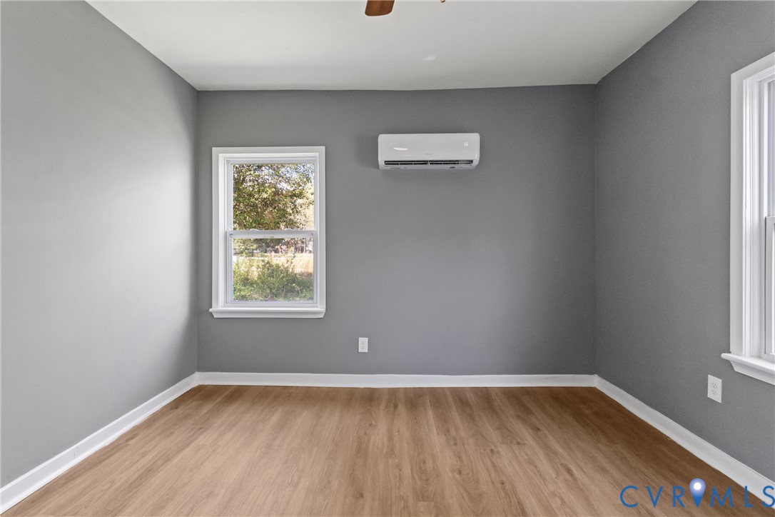 8464 Shady Grove Rd Property Photo 14