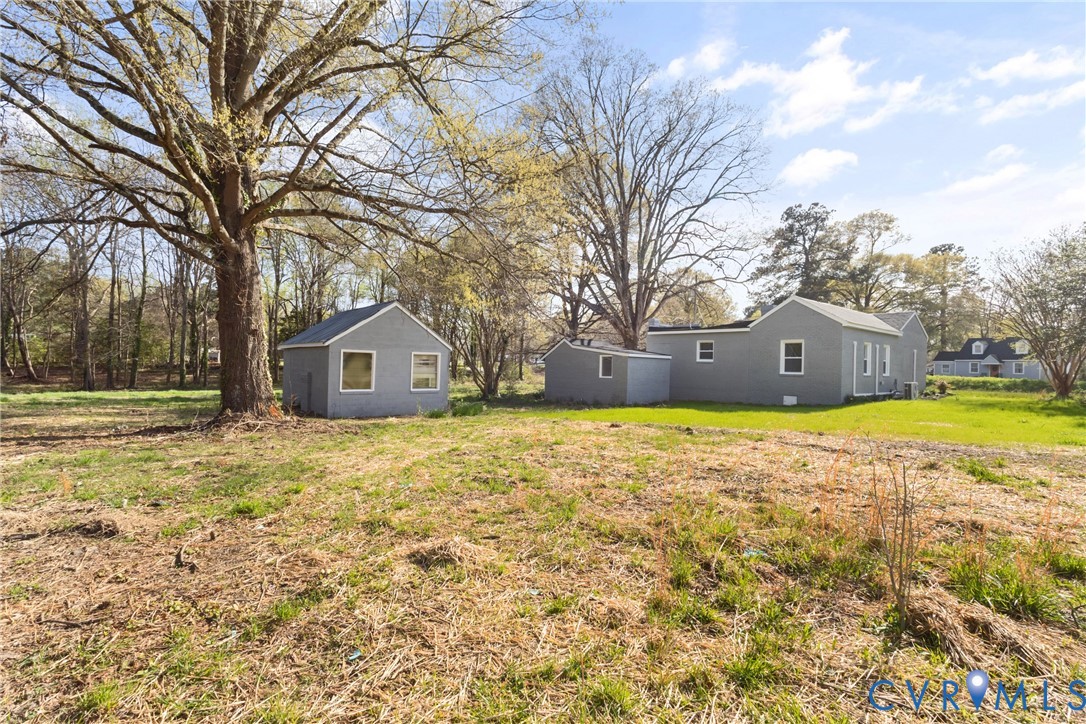 8464 Shady Grove Rd Property Photo 18