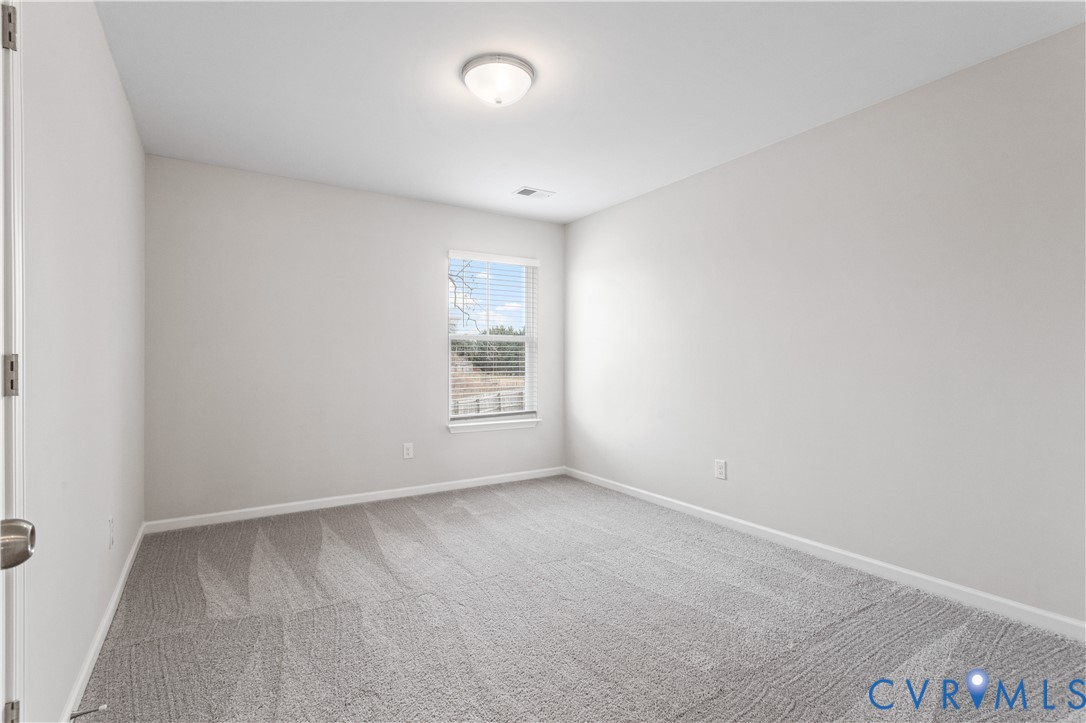 7528 Silver Ash Ave Property Photo 18