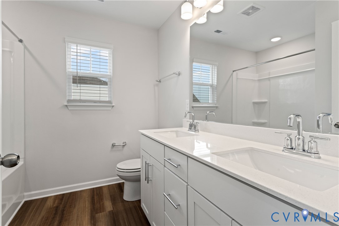 7528 Silver Ash Ave Property Photo 21