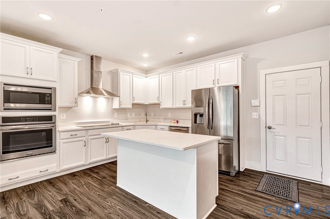 4347 Saunders Station Loop Unit#a Property Photo 6
