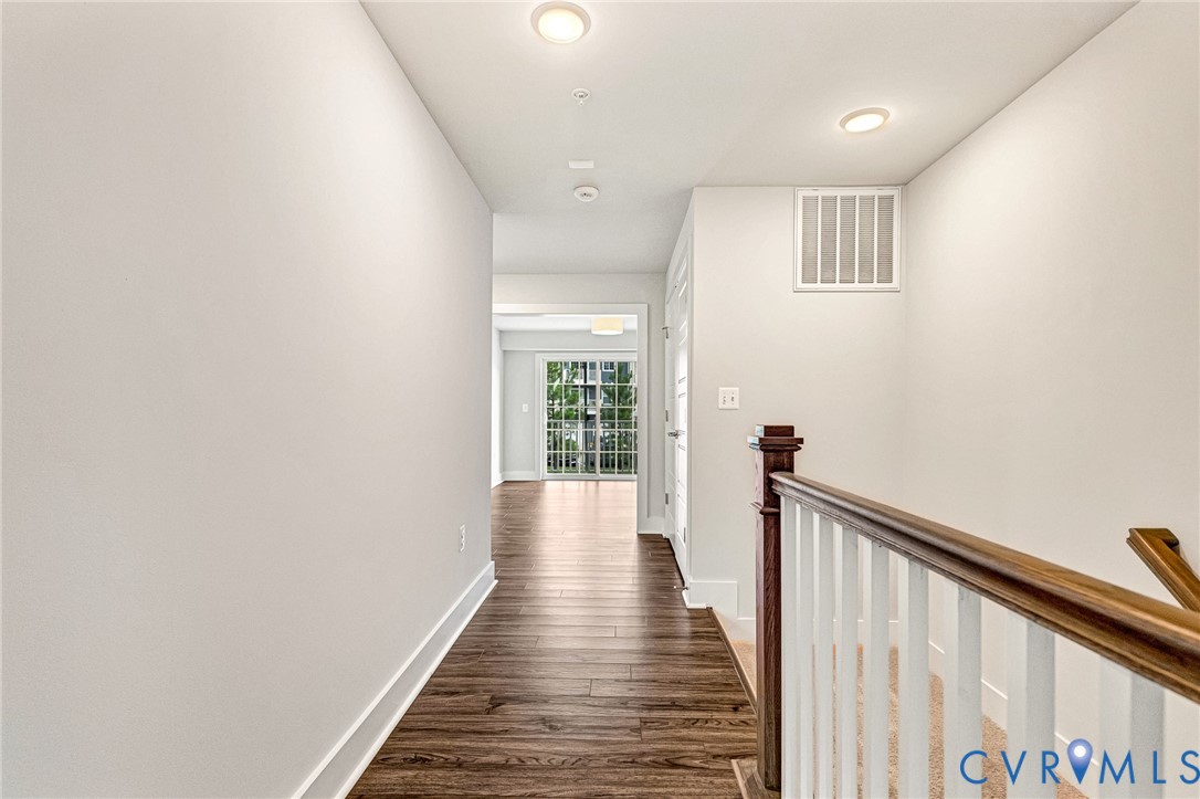 4347 Saunders Station Loop Unit#a Property Photo 16