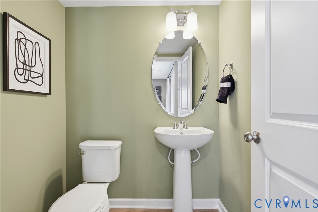 558 Sybil St Property Photo 29