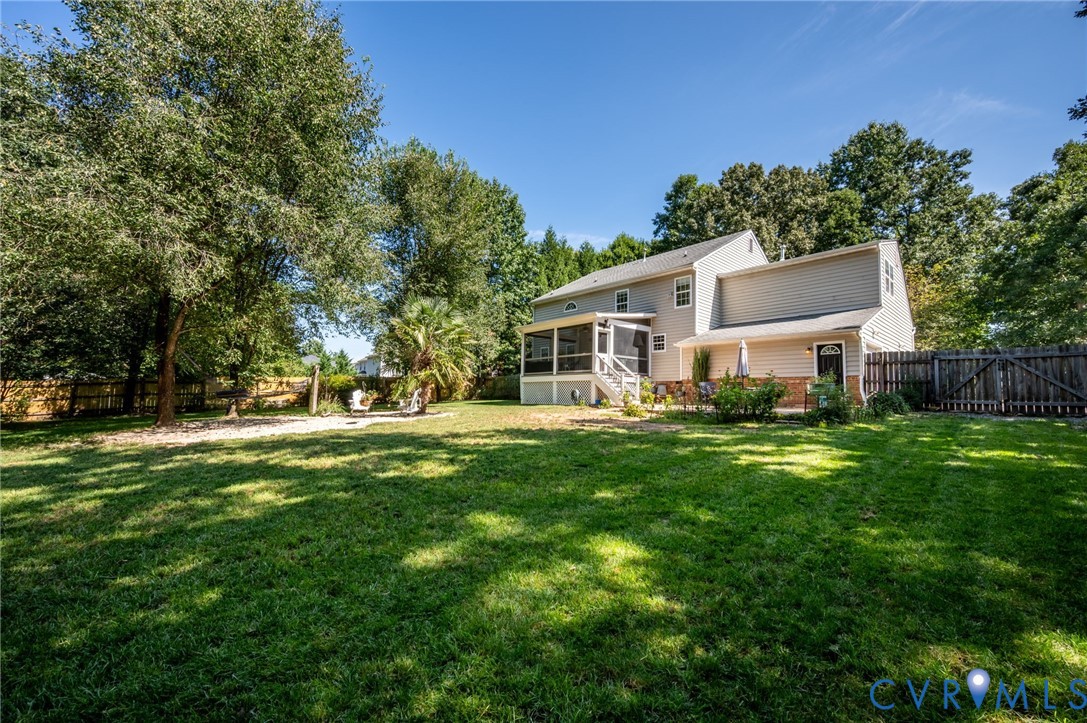 10930 Brandy Wood Ter Property Photo 3