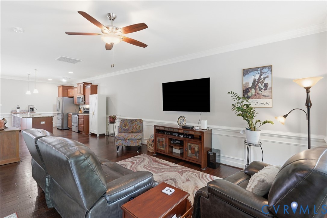 8104 Stony River Pl Property Photo 7