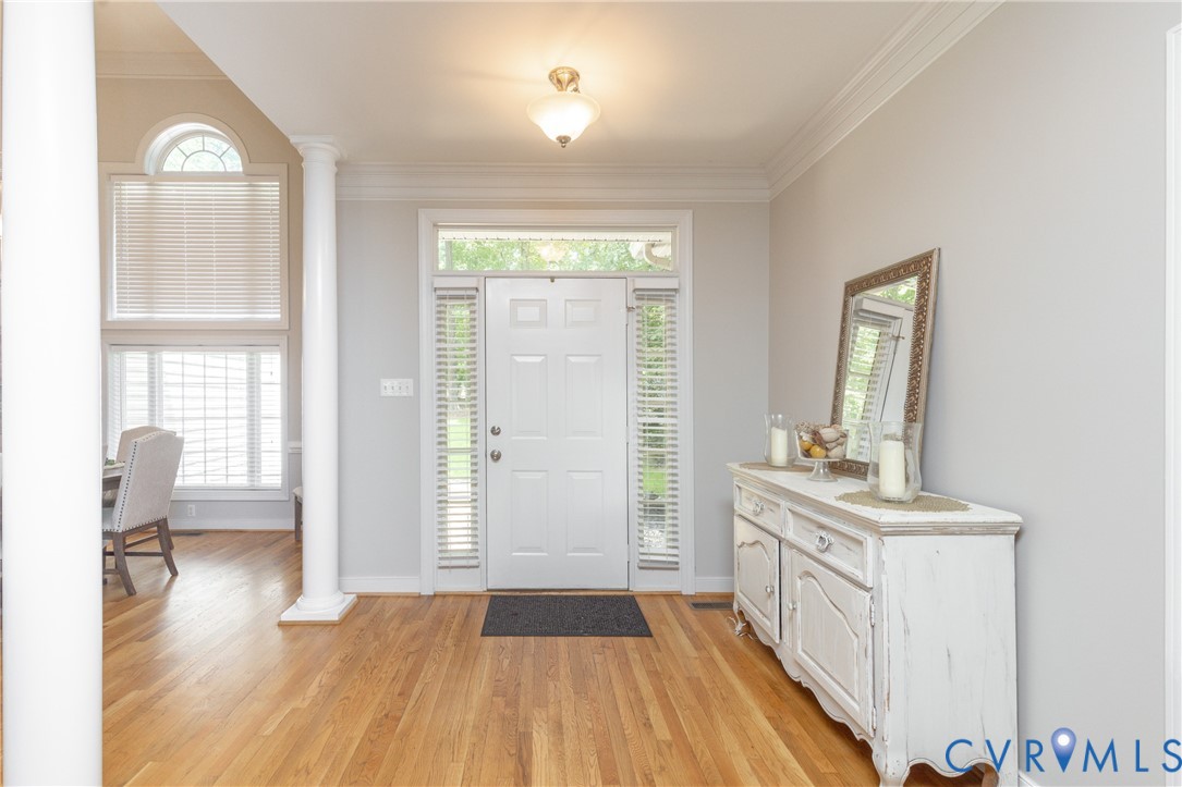 11125 Lyndenwood Dr Property Photo 4