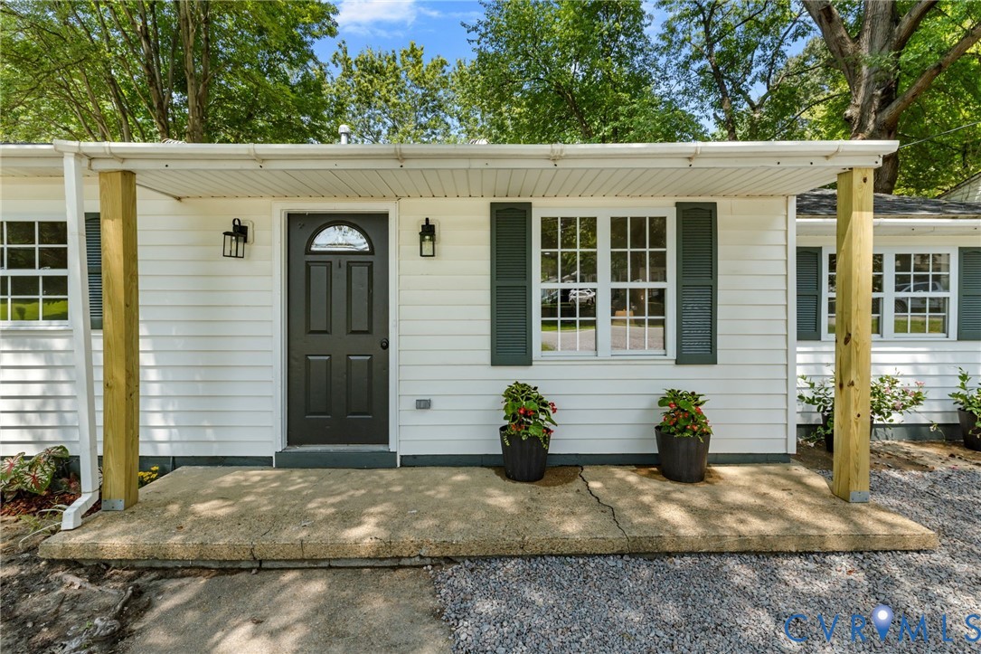 205 Holly Hill Dr Property Photo 3