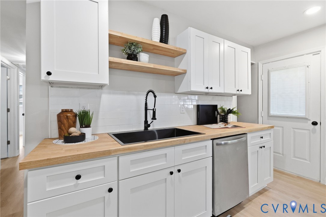 205 Holly Hill Dr Property Photo 8