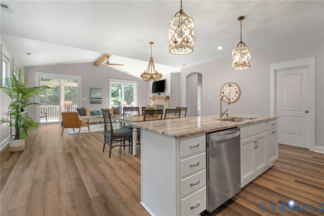 3730 Aston Trl Property Photo 10