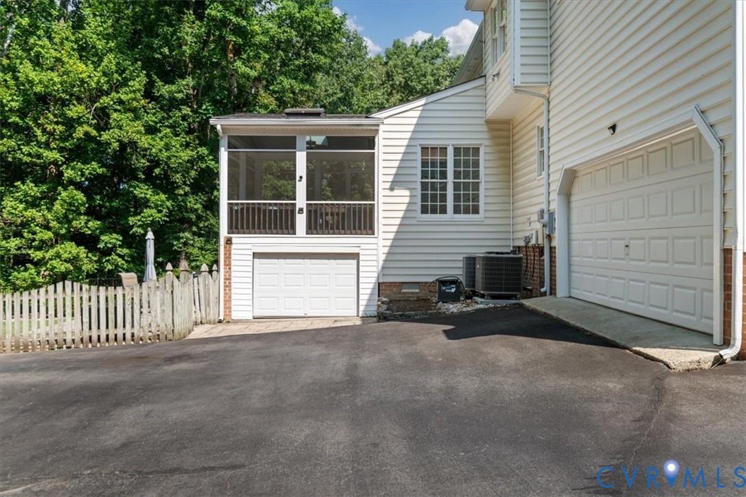 9629 Rockstone Ct Property Photo 46