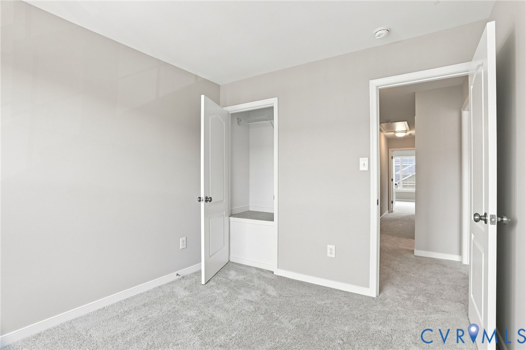 7207 Jackson Arch Dr Property Photo 27