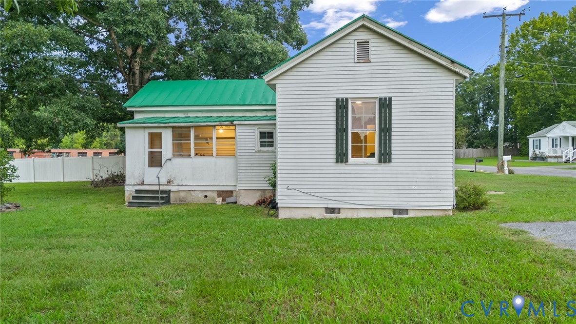 20810 Westover Dr Property Photo 2