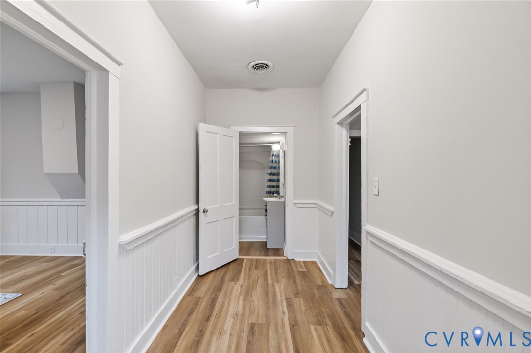20810 Westover Dr Property Photo 3