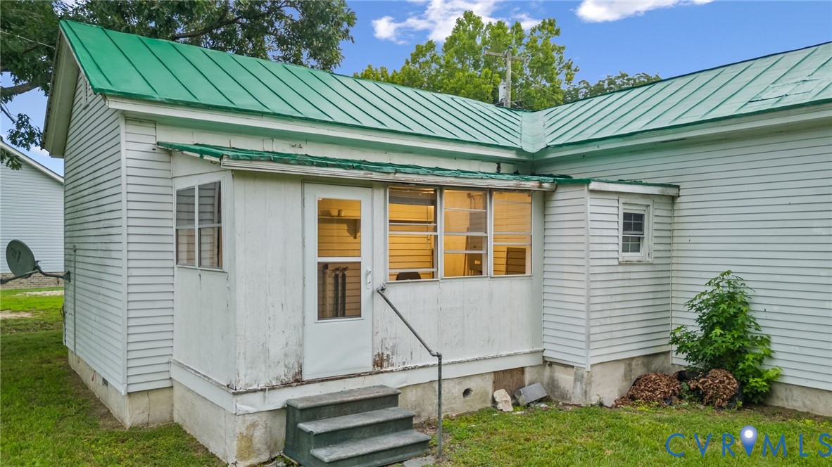 20810 Westover Dr Property Photo 20