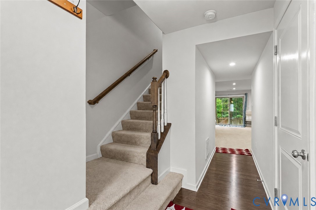 7905 Wistar Woods Ct Property Photo 6