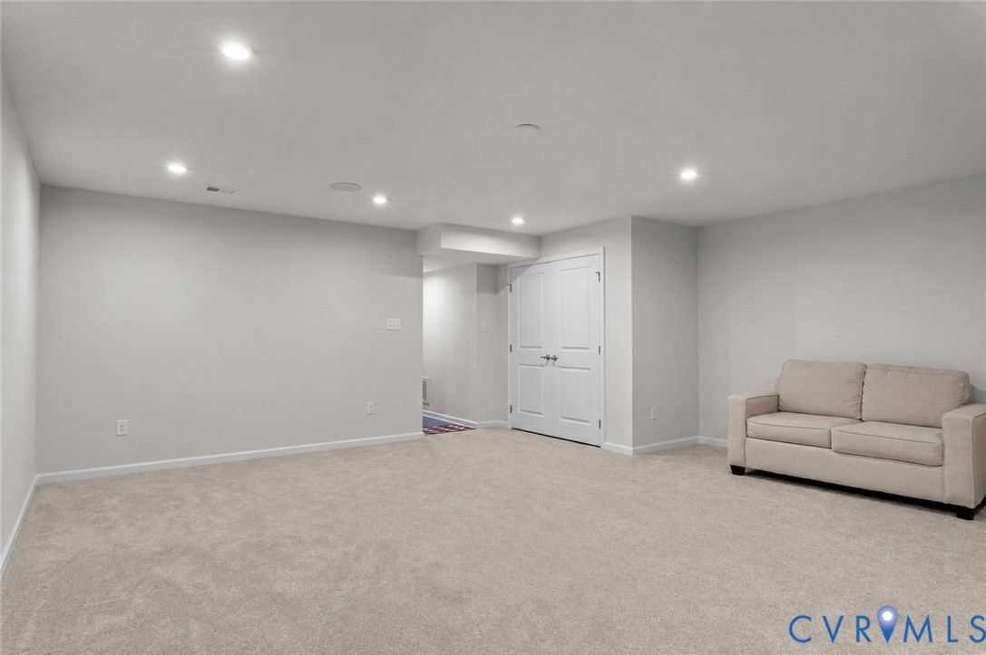 7905 Wistar Woods Ct Property Photo 10