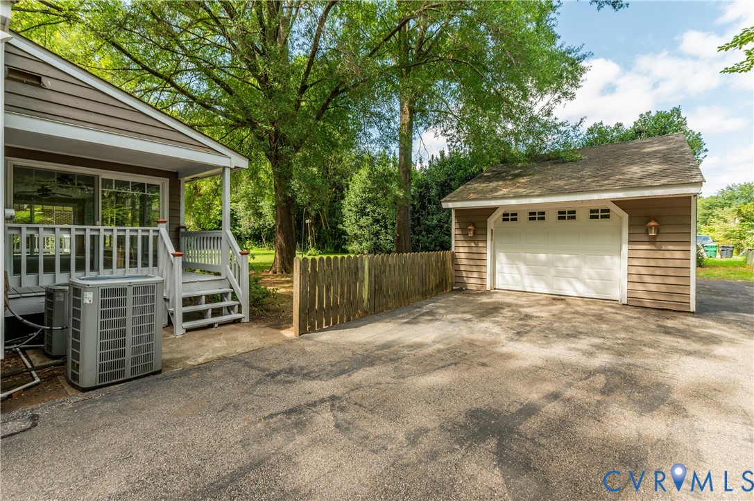 1524 Mount Pleasant Dr Property Photo 40