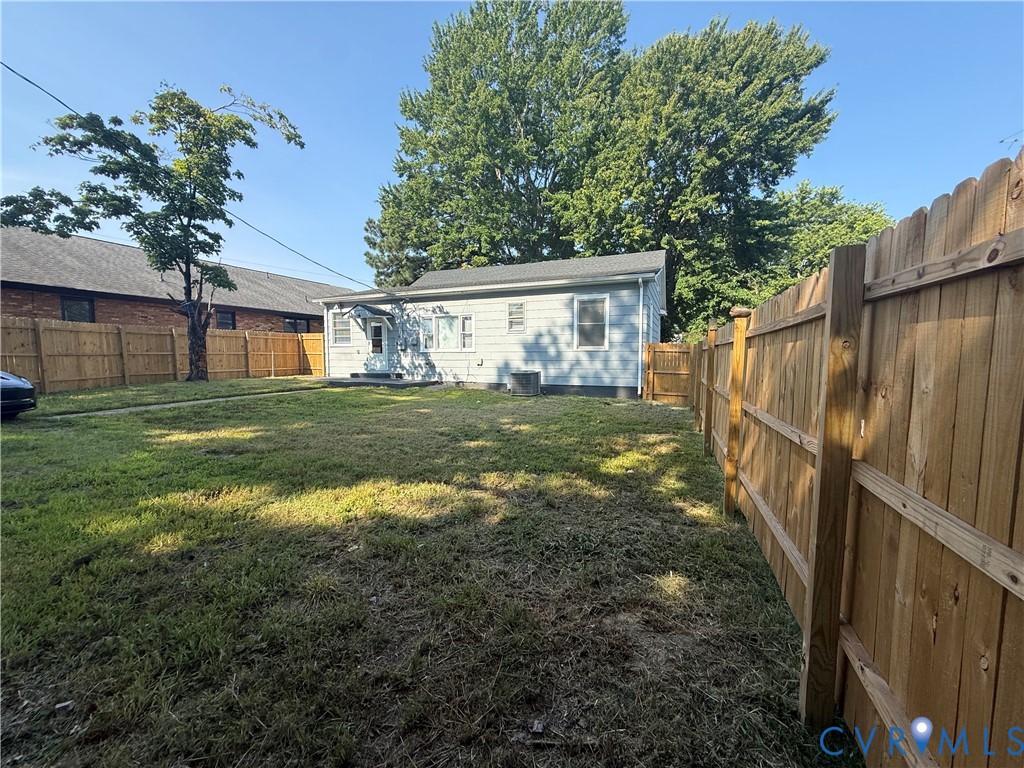 507 N 6th Ave Property Photo 15