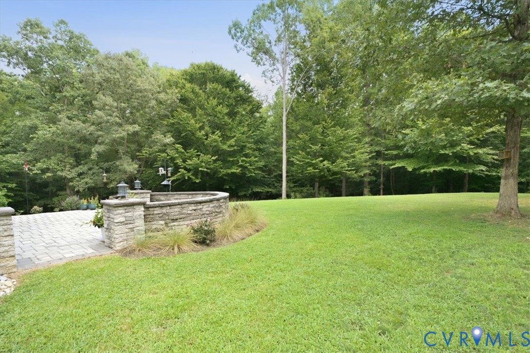 7065 Kenthurst Rd Property Photo 49