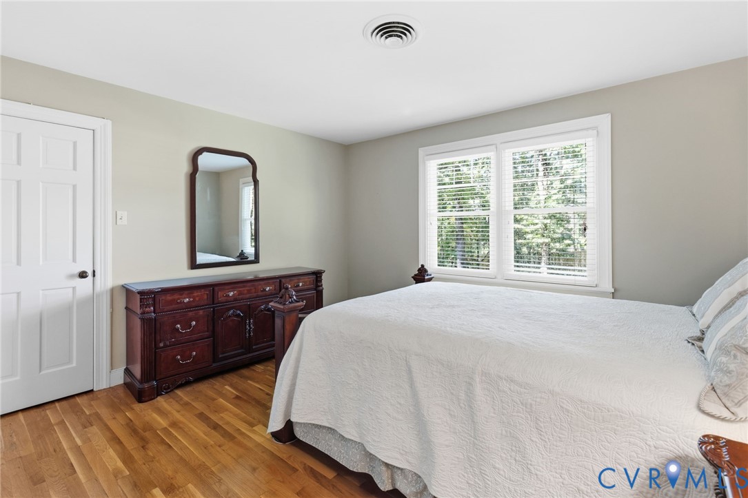 214 W Brook Run Dr Property Photo 18