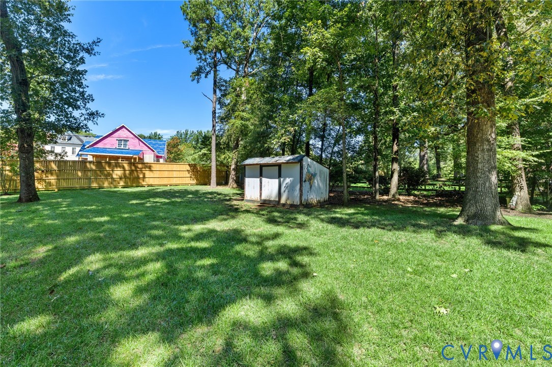 214 W Brook Run Dr Property Photo 31