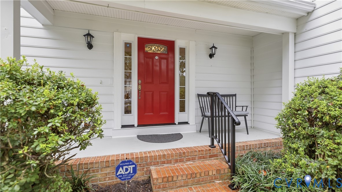 10284 Still Spring Ct Property Photo 3