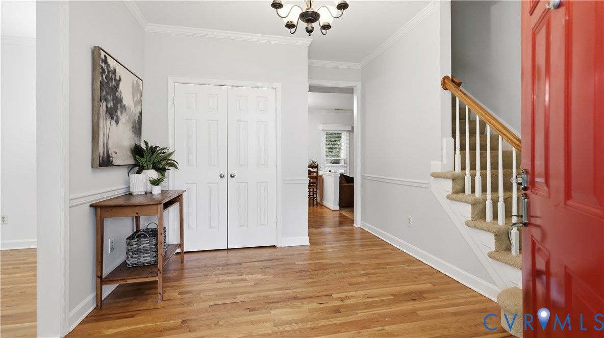 10284 Still Spring Ct Property Photo 4